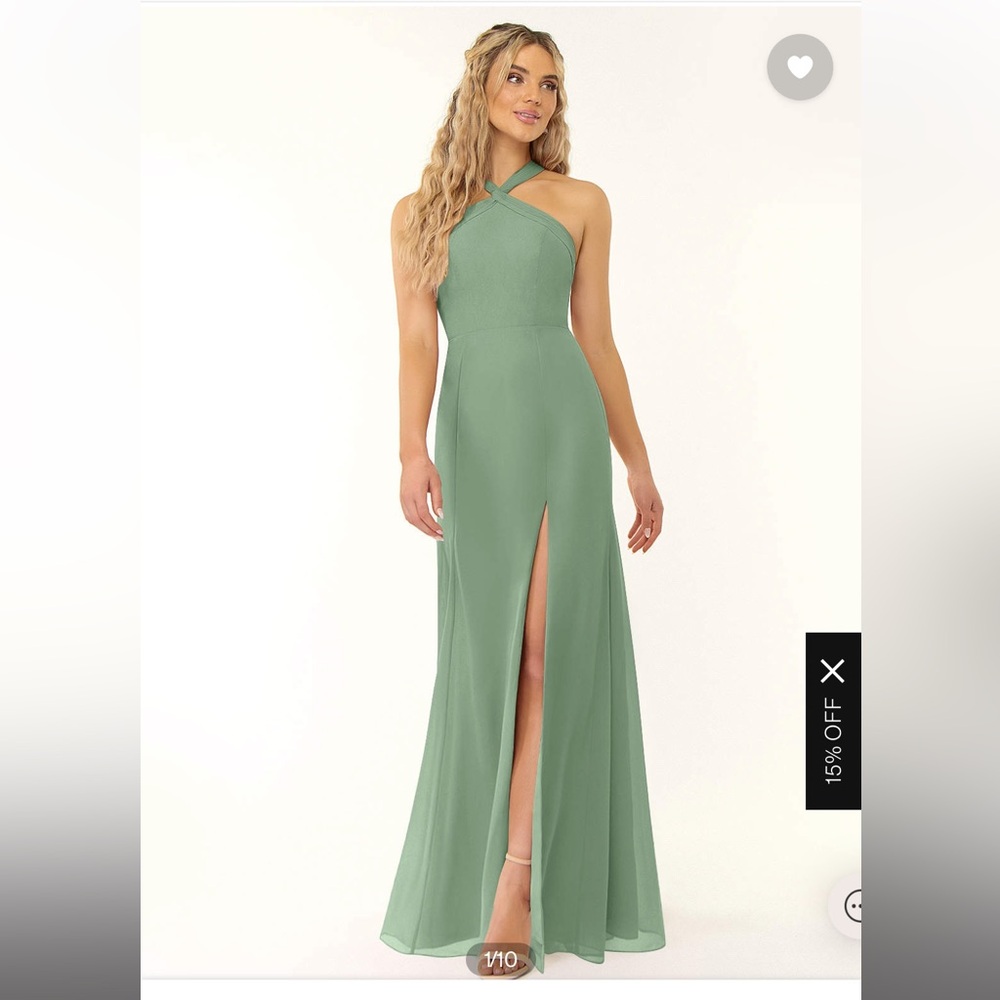 AZAZIE RUE
Matcha Flowy Halter Chiffon Dress